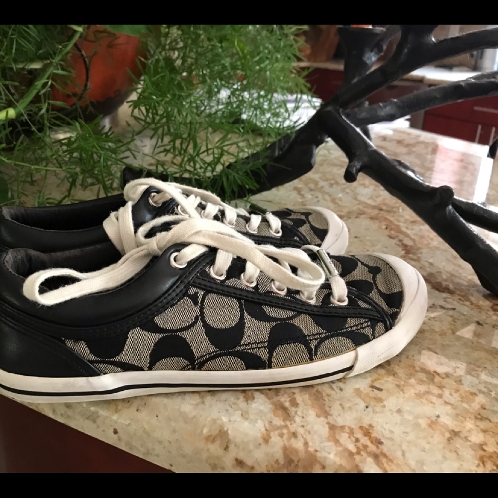 Coach black/khaki lace up sneakers 6.5B